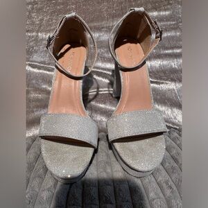 Silver 4.5 heel